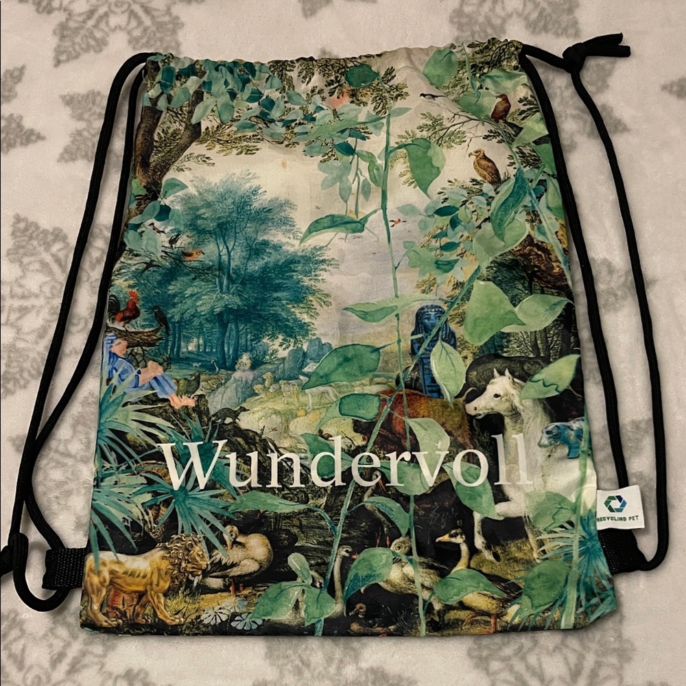 Wundervoll Drawstring Backpack with Nature Print